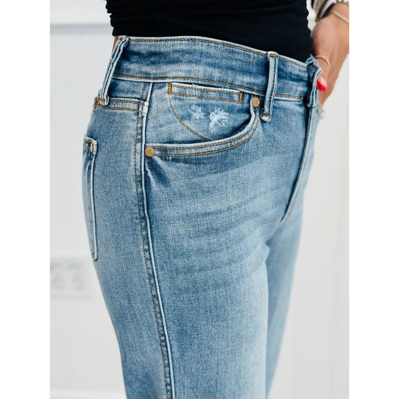 Judy Blue Not Your Average Dad Jeans (Reg & Plus)