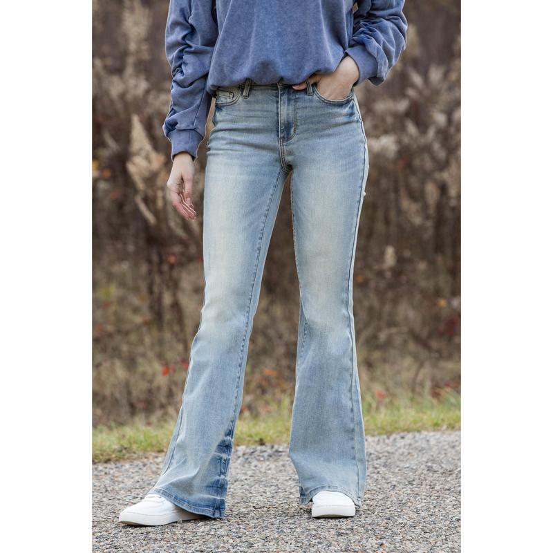 The Alison from Judy Blue: Mid-Rise Flare Denim Fabric Fit