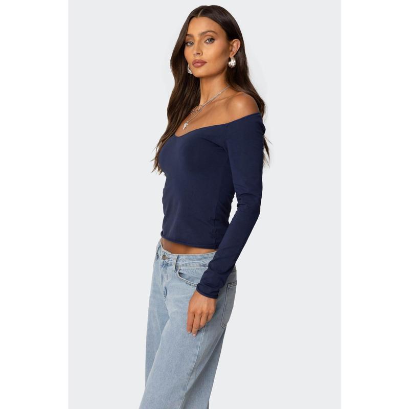 Nattie Off Shoulder V Neck Top