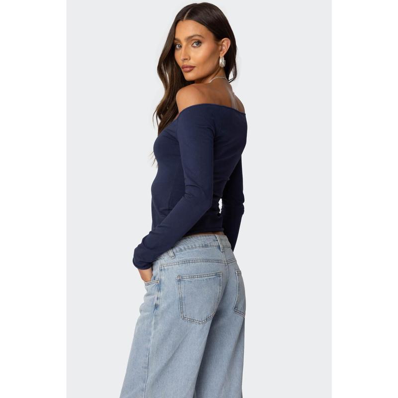 Nattie Off Shoulder V Neck Top