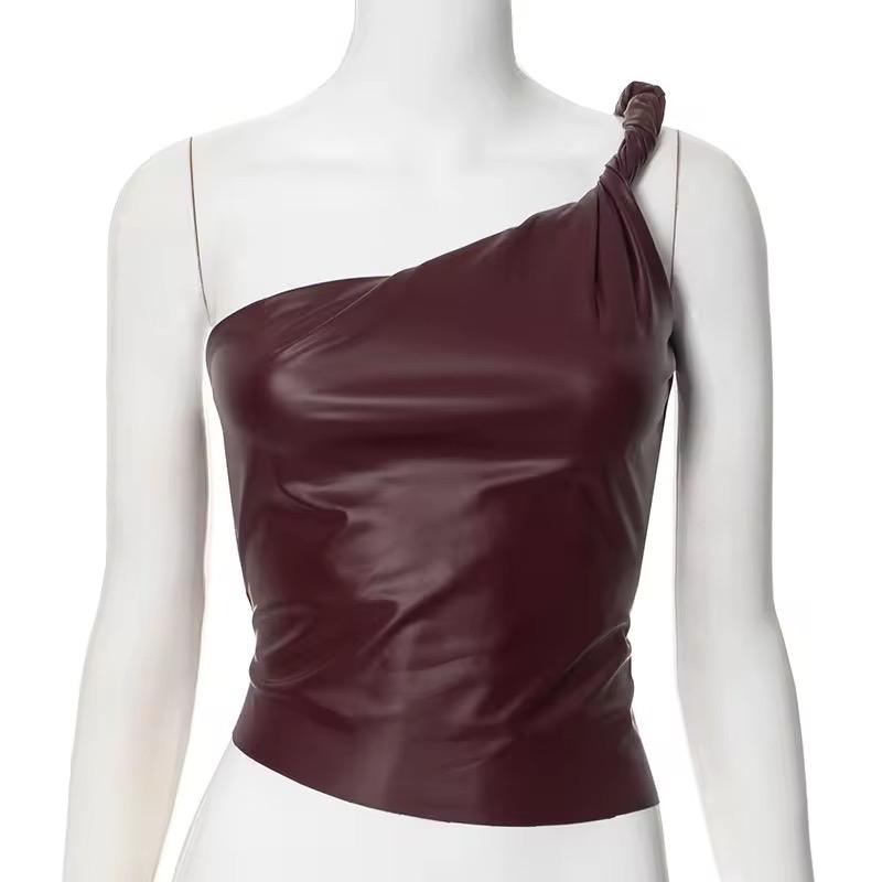 Fashion Women Wine Red Pu Leather Crop Top Sexy Club Skinny Asymmetric Diagonal Shoulder T Shirt Casual Streetwear Fit Womenswear