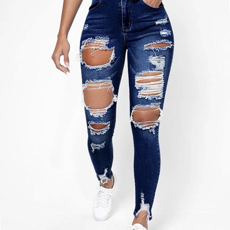 Women Slim Fit Casual Jeans With Distressed Details And Pockets