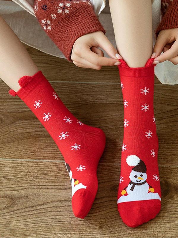 Random Women's Christmas Themed Crew Socks, Cute Cartoon Reindeer & Santa Claus Pattern Mid-calf Socks, Soft Comfy Breathable Socks for Fall & Winter