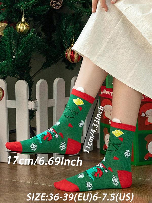 Random Women's Christmas Themed Crew Socks, Cute Cartoon Reindeer & Santa Claus Pattern Mid-calf Socks, Soft Comfy Breathable Socks for Fall & Winter