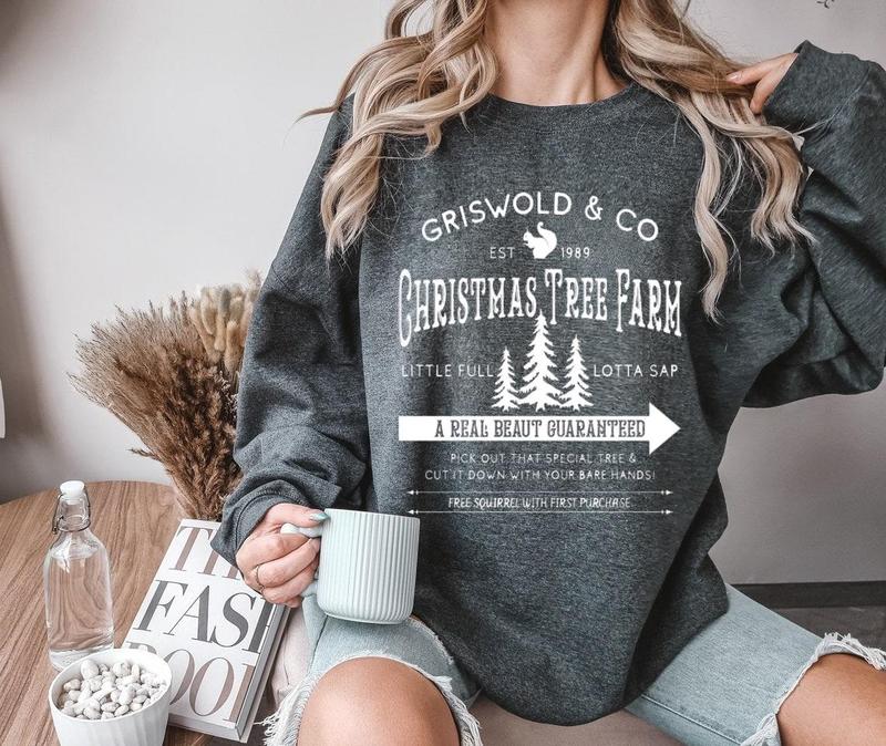 Griswold Co Christmas Tree Farm Family Vacation Xmas Tee - Women's Cotton Crewneck Sweatshirt, Hoodie - Clothing Printed