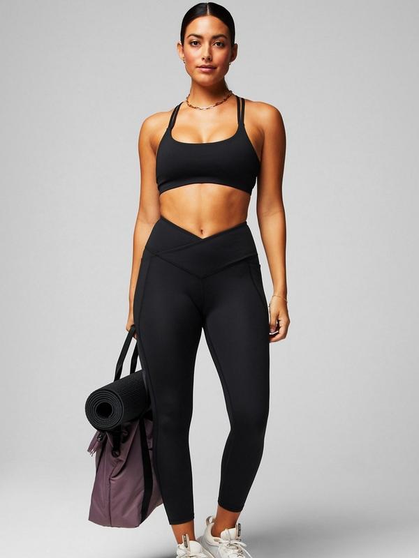 Fabletics Women's Oasis Crossover 7 8 Legging