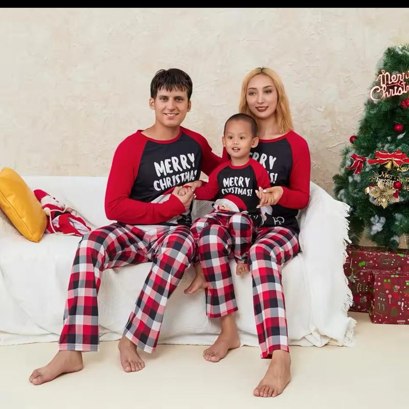 2024 Merry Christmas Family Matching Pijamas - Perfect for a Cozy Night in