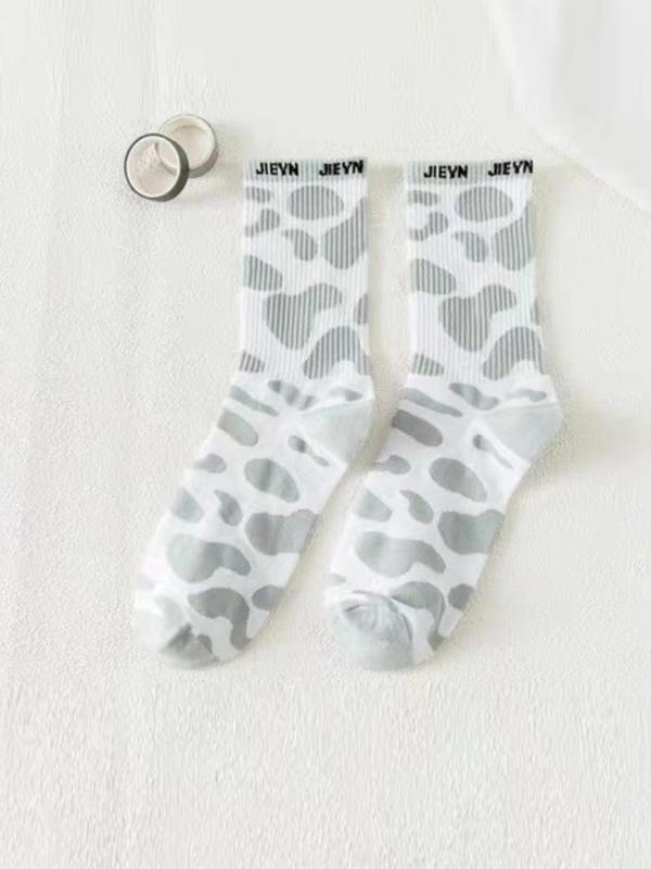 Women's 6 Pairs Cute Cow Print Crew Socks, Fashionable Cozy Socks for Daily Wear, Women's Socks for All Seasons