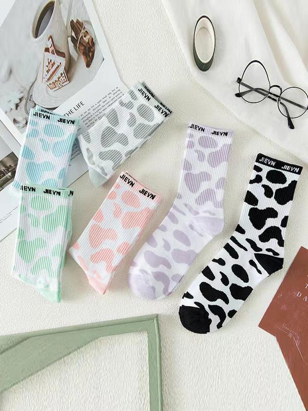 Women's 6 Pairs Cute Cow Print Crew Socks, Fashionable Cozy Socks for Daily Wear, Women's Socks for All Seasons