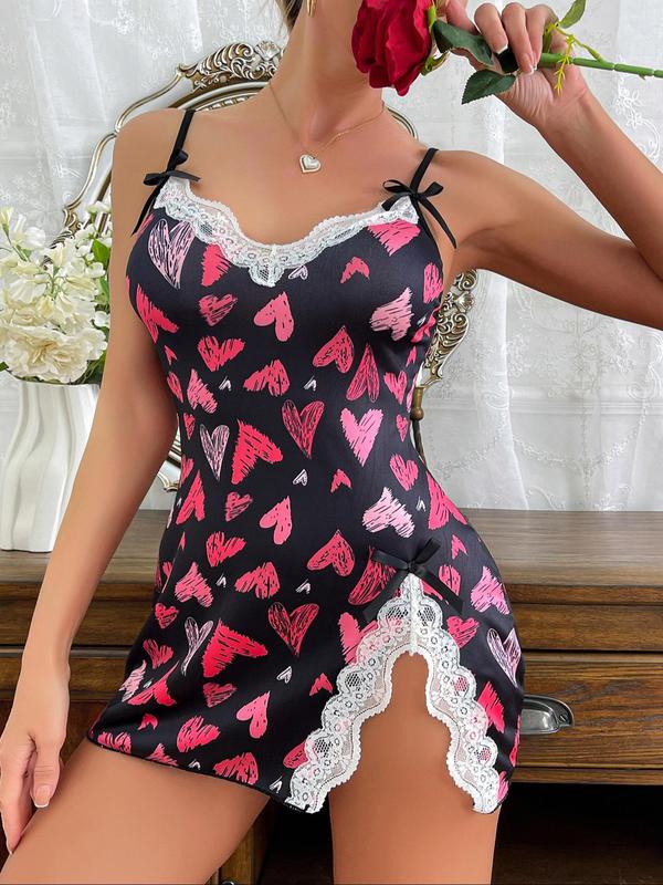 Women's Heart Print Contrast Lace Bow Decor Cami Nightdress, Casual Soft Comfortable Split Thigh Spaghetti Strap Nightgown for All Seasons, Fashion Ladies' Sleepwear for Daily Wear