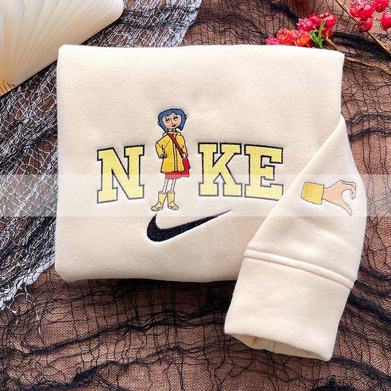 N Coraline & Wybie Embroidered Sweatshirt Cartoon Family Matching Embroidery Sweatshirt Couple Matching Sweater Comfort Unisex Crewneck Sweatshirt Trending Clothing Personalized Friends Gifts