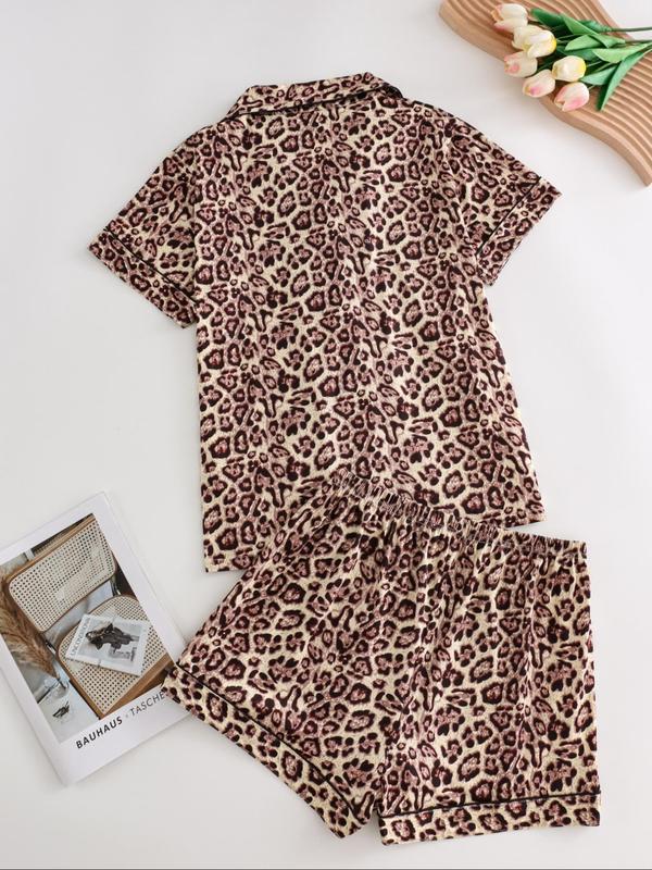 Two-Piece Set Women's Leopard Print Lapel Neck Button Front Pajama, Casual Comfy Short Sleeve Top & Shorts PJ Set, Ladies Sleepwear for All Seasons