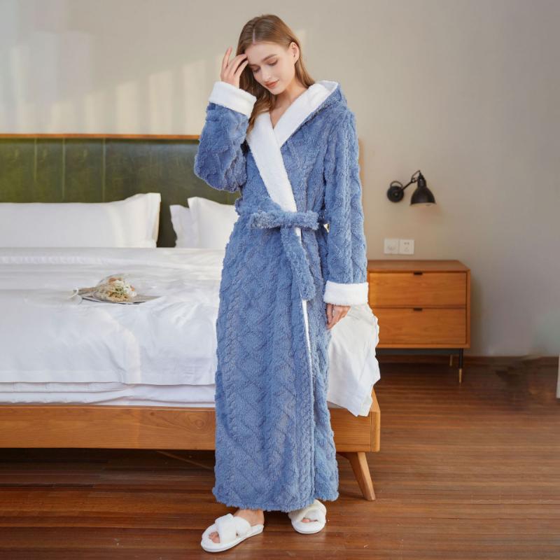 Ultra-Soft Flannel Bathrobe for Women & Men - Extra Long, Thick, and Warm with Hood | Cozy Jacquard Velvet Robe for Couples | Perfect for Autumn & Winter