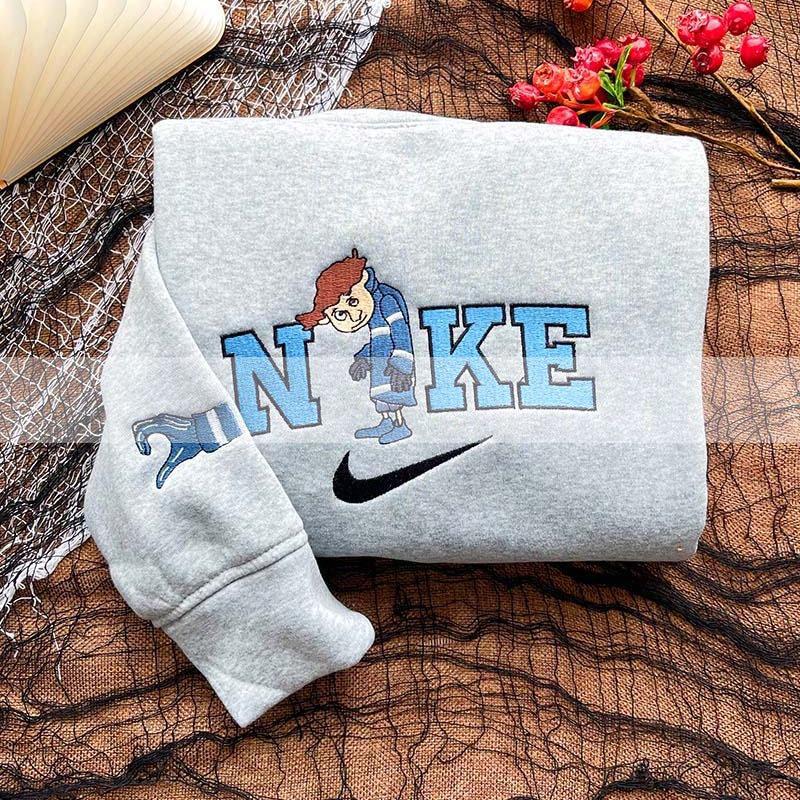 N Coraline & Wybie Embroidered Sweatshirt Cartoon Family Matching Embroidery Sweatshirt Couple Matching Sweater Comfort Unisex Crewneck Sweatshirt Trending Clothing Personalized Friends Gifts