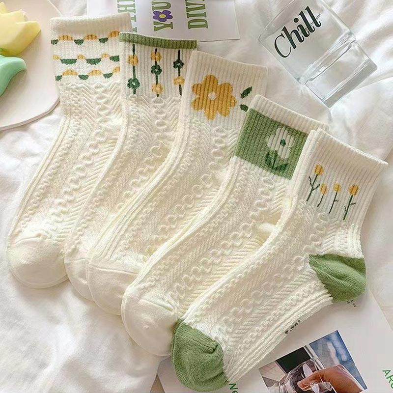 Women 5 Pairs Flowers Cotton Socks Comfort Casual Soft Fashion All Season Crew Sock Womenswear Lady Floral Daily