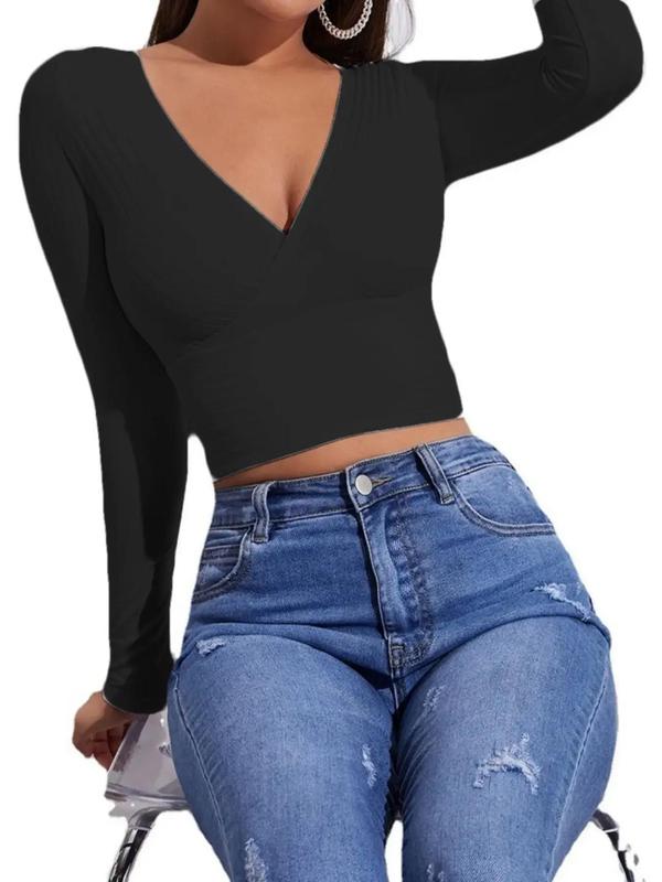 Women's Plain Deep V Neck Long Sleeve Crop Tee, Casual Basic Wrap T-shirt for Daily Wear, Ladies Clothes for All Seasons