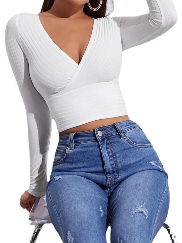 Women's Plain Deep V Neck Long Sleeve Crop Tee, Casual Basic Wrap T-shirt for Daily Wear, Ladies Clothes for All Seasons