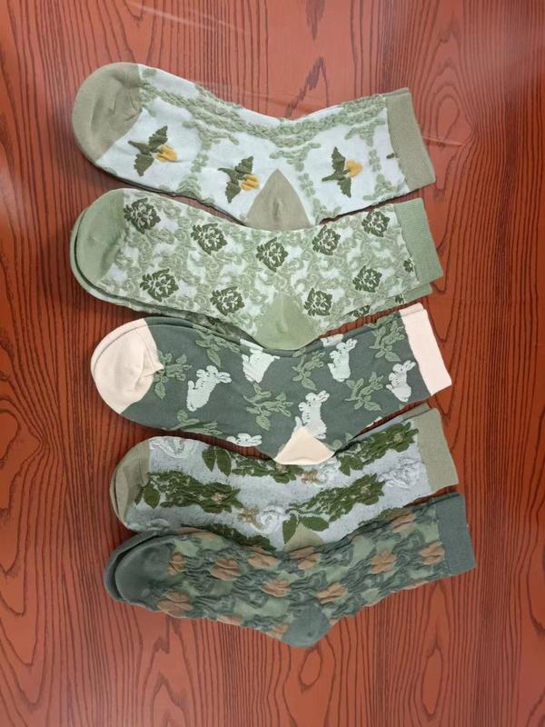 Women's Colorblock & Floral Jacquard Crew Socks, Vintage Fashion Casual Comfy Socks for Daily Wear, Women Socks for Fall & Winter, Fall Wear, Fallfreshness
